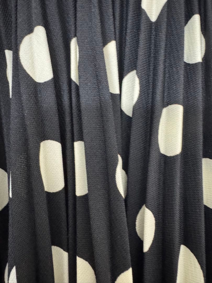 【新品】PRIORITY プリーツパンツ