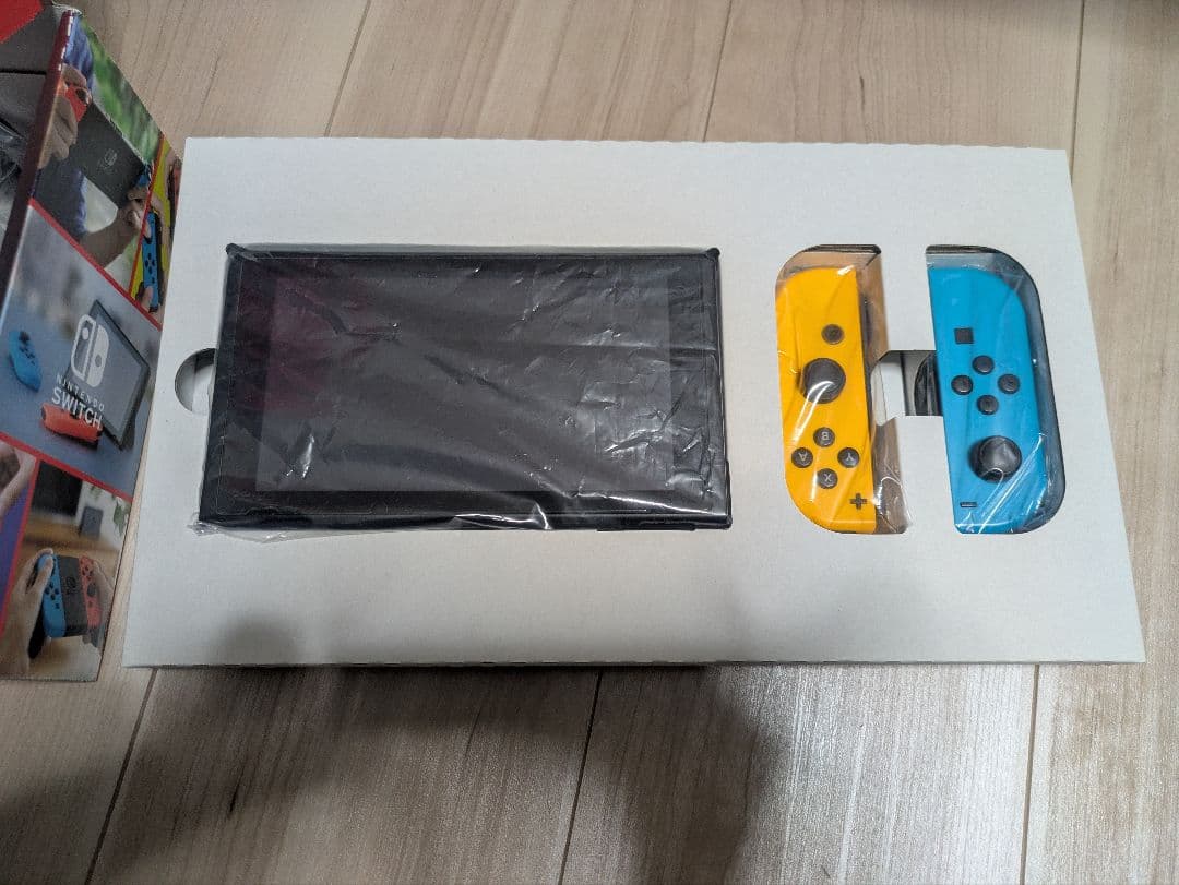 Nintendo Switch 青・黄 Joy-Con 本体