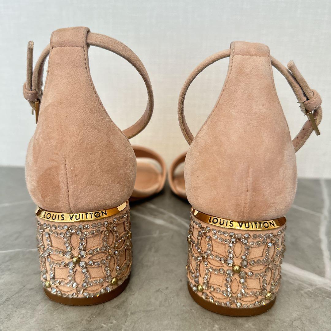 Louis Vuitton ベージュ スエード ミュール