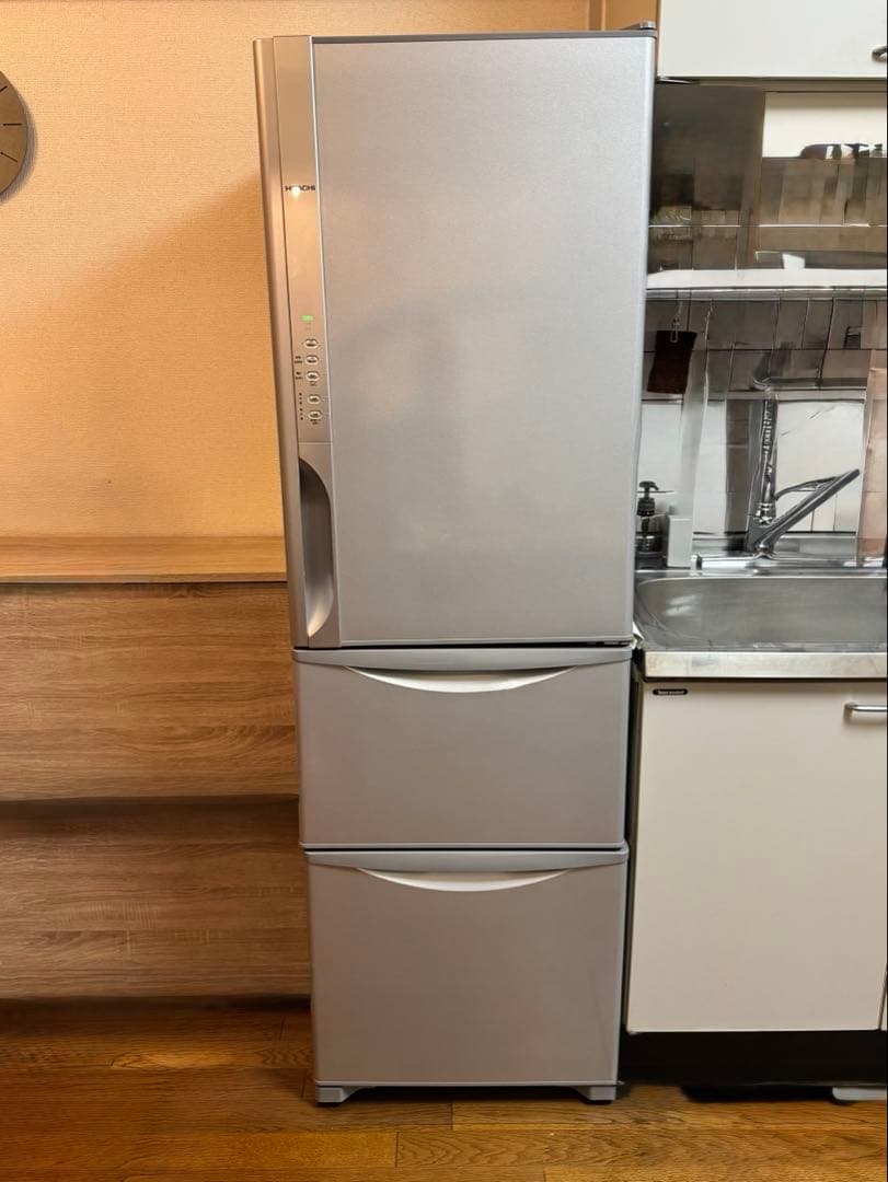 日立 冷凍冷蔵庫 R-K320FV 真空チルドルーム 2015年製 シルバー