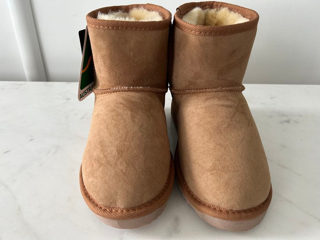 【新品】UGG Comfort Me ウルトラショート　クラシックブーツ
