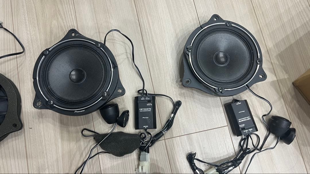 白*い様 Pioneer carrozzeria TS-C1730 スピーカー