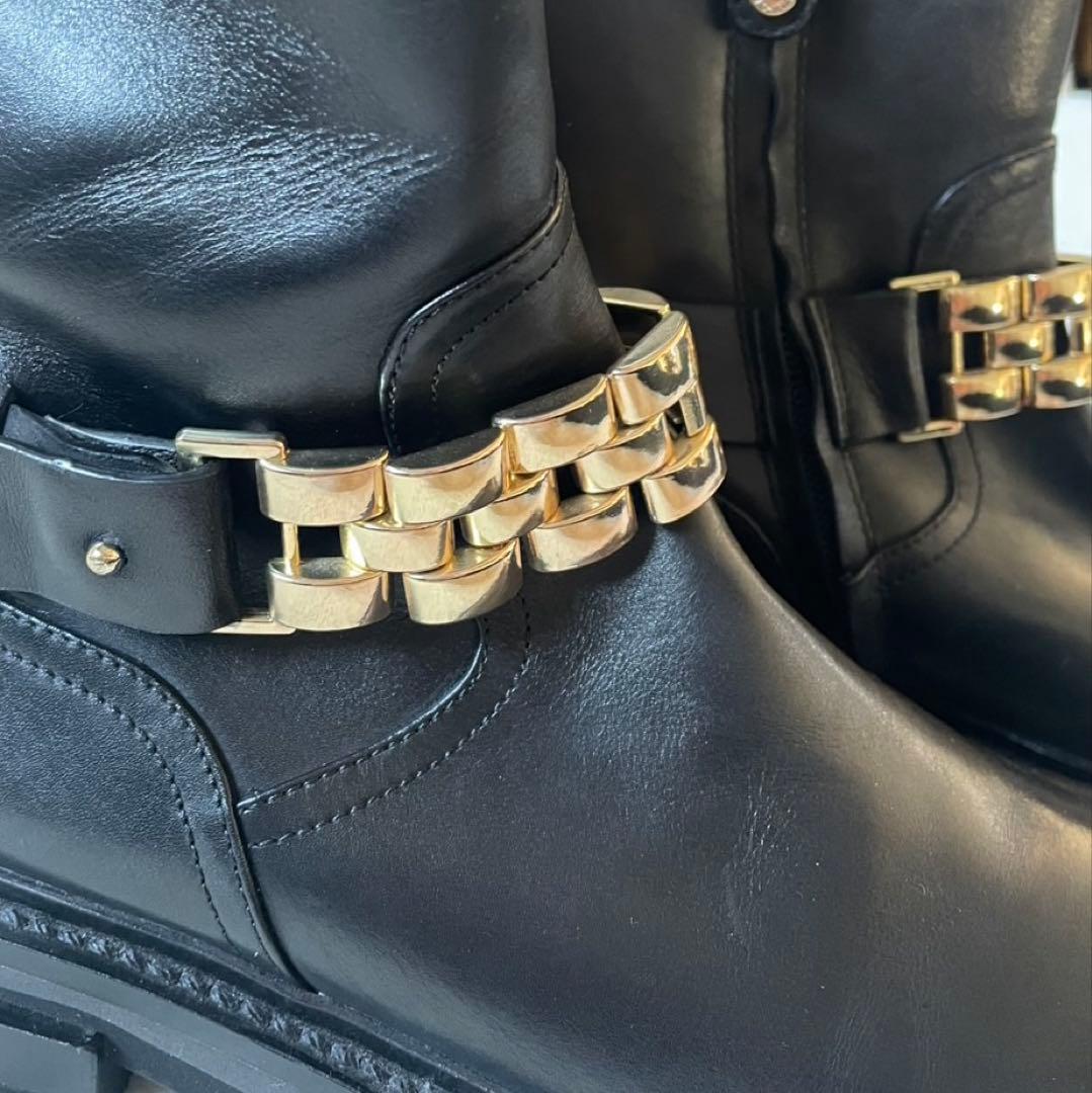 未使用級✨️ ELVIO ZANON ショート ブーツ レザー ゴールド チェーン
