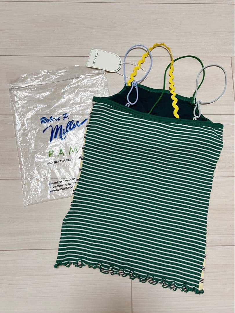 新品未使用◎miller × PAMMの後ろ姿のカップ付きキャミソール
