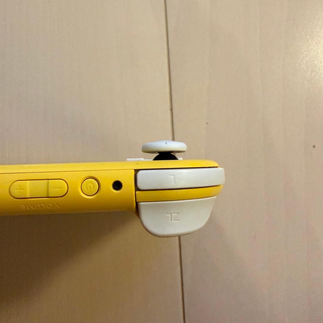Nintendo Switch Lite イエロー　本体　美品