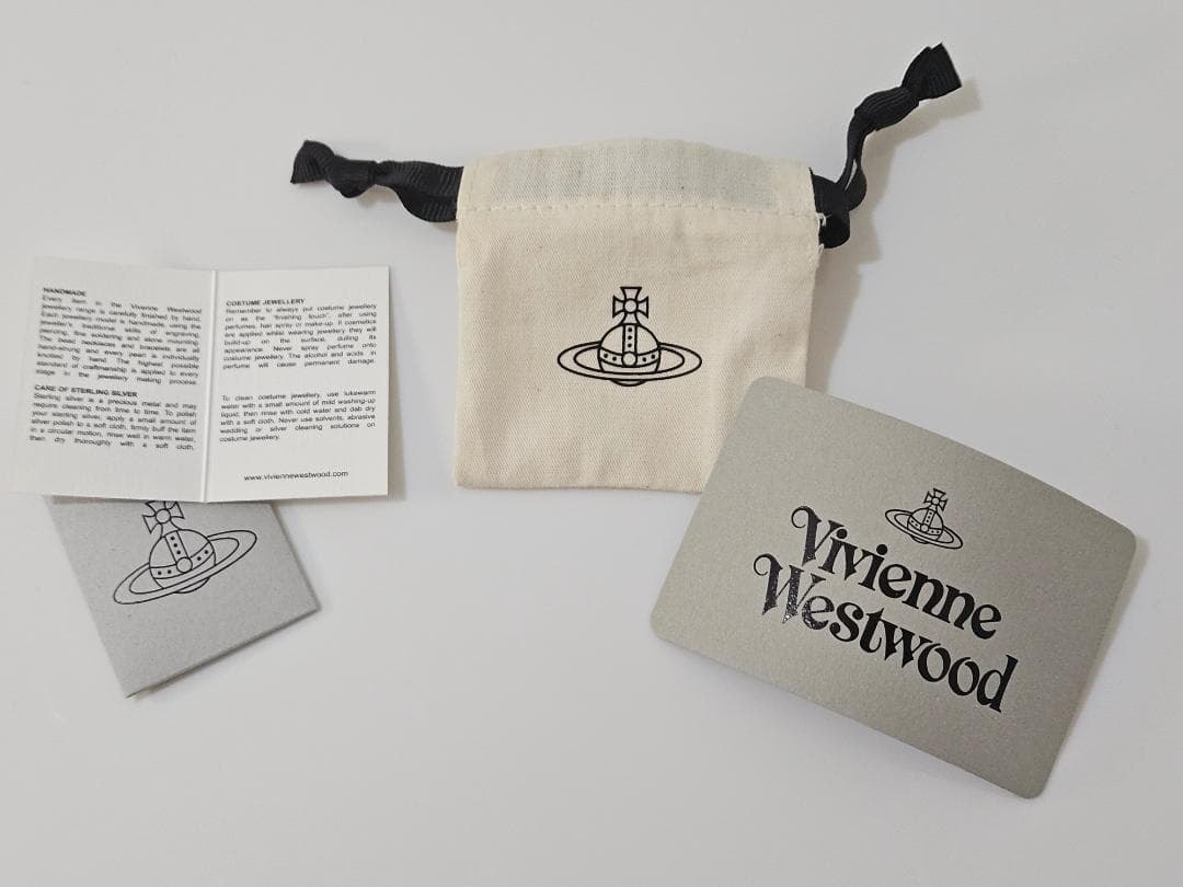 ヴィヴィアンウエストウッド　プチオーブネックレス
