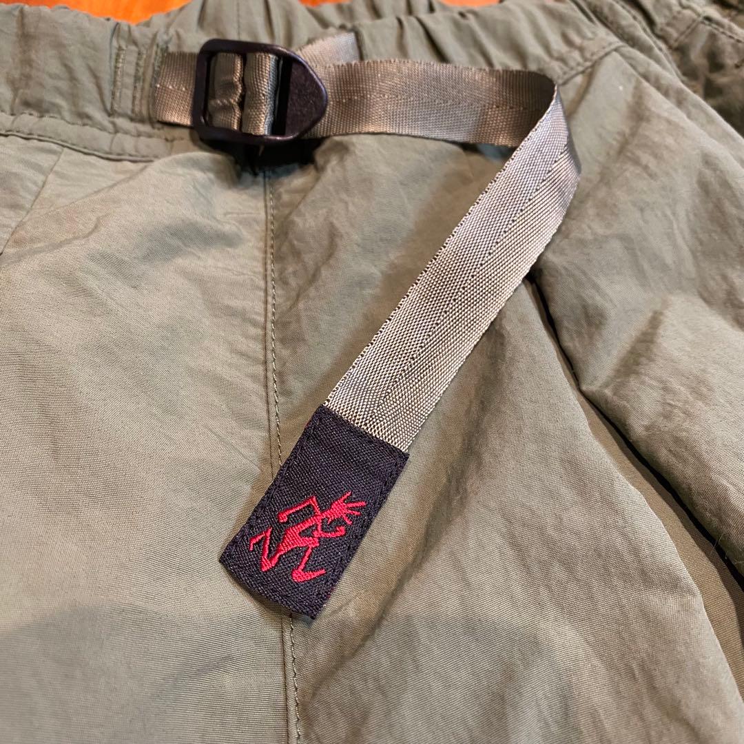 グラミチ　ナイロンフレアパンツ　Mサイズ