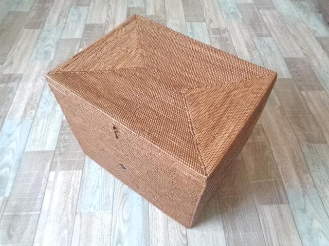 専用売却済●B4長方形ボックス1個●＆エコティッシュ3個●アタ●バリ島