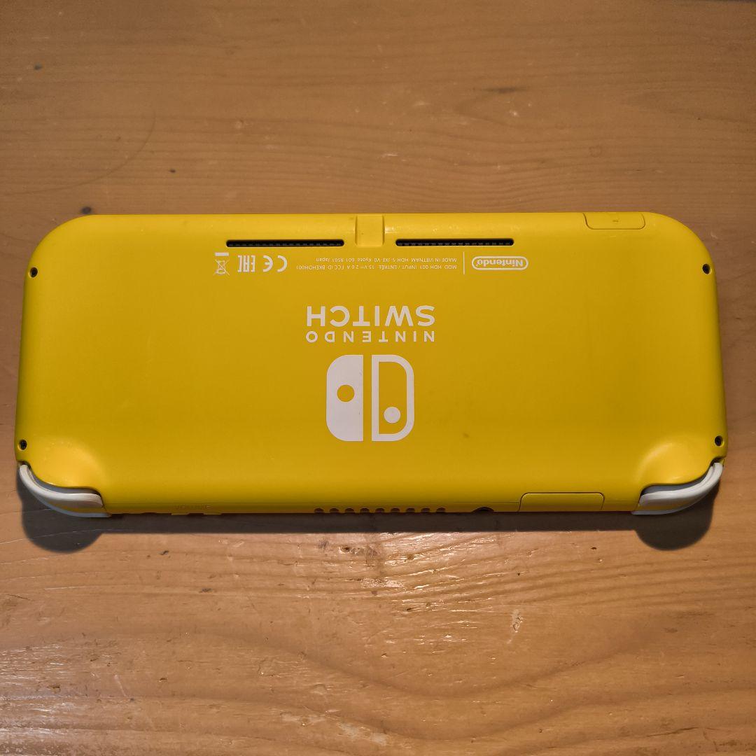 任天堂スイッチライト　SwitchLite　イエロー