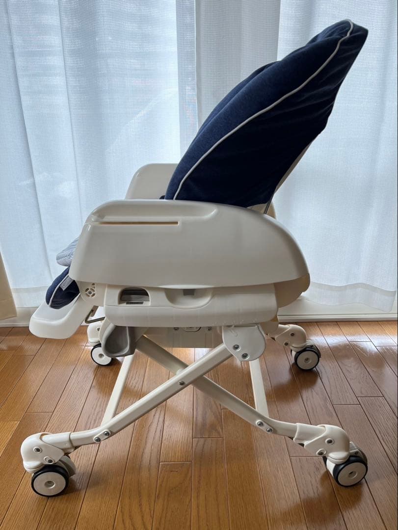 コンビ　オートスィング　ネムリラ