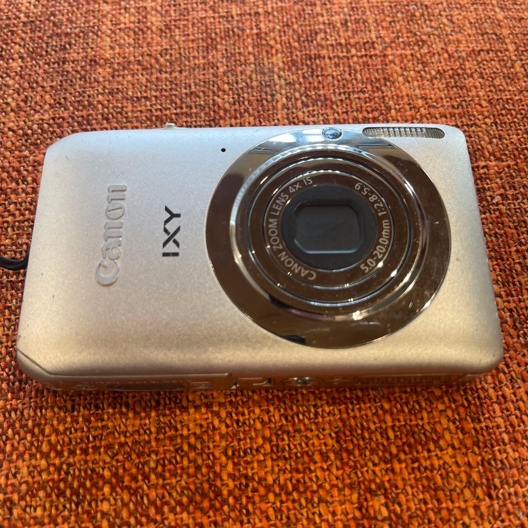 Canon IXY 210F デジタルカメラ シルバー 充電器無/動作未確認