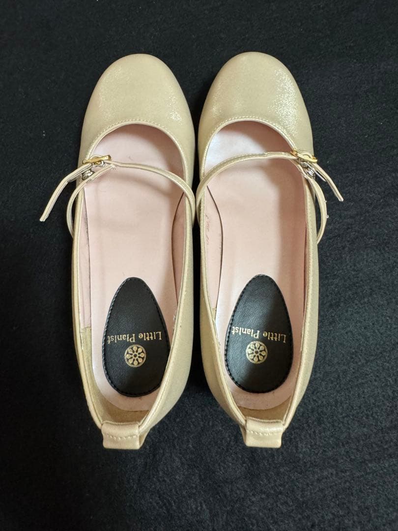 リトルピアニスト　ピアノシューズ　22.5cm