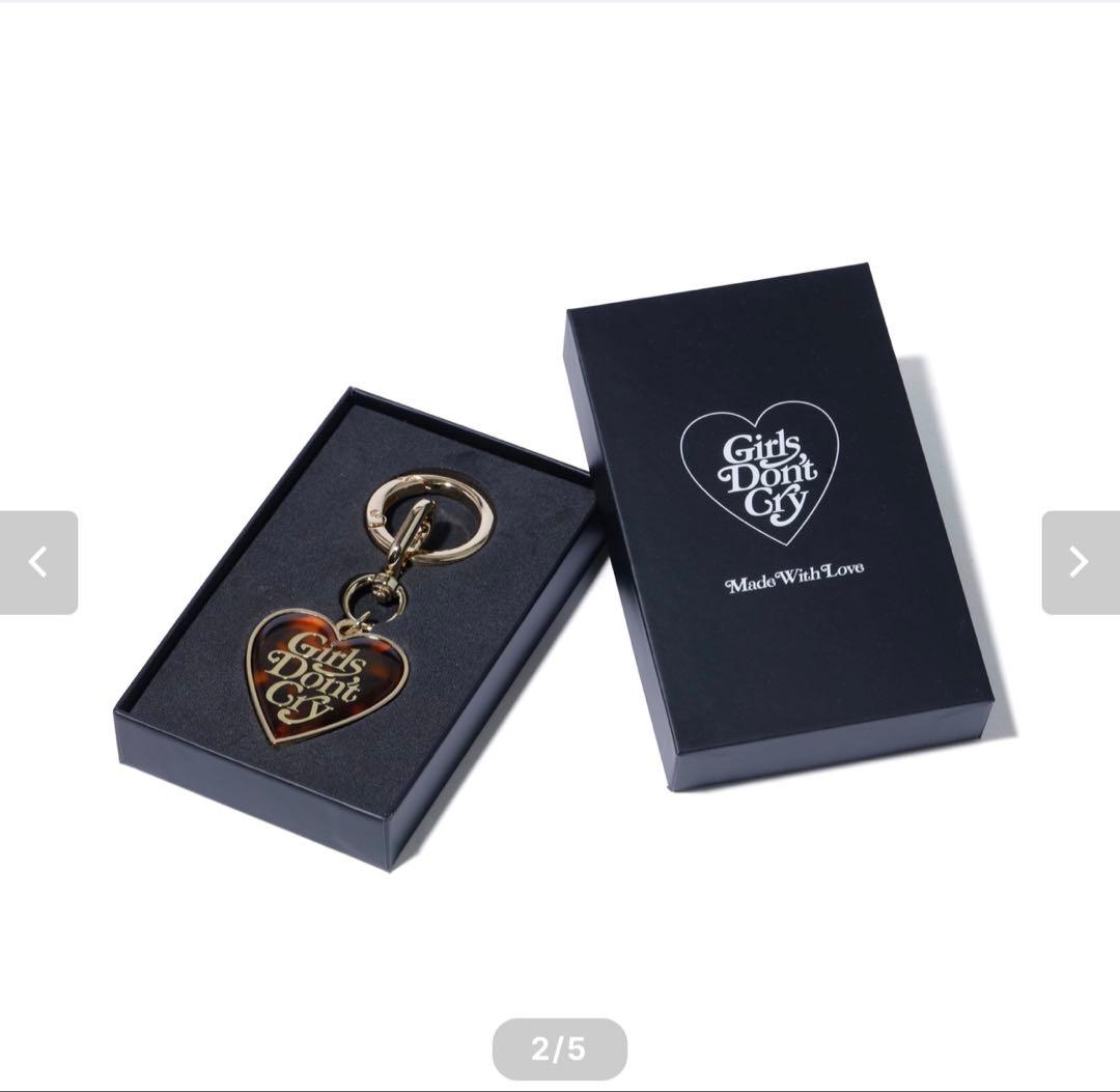 値下げ⭕️GIRLS DON'T CRY PATTERN KEYRING GOLD