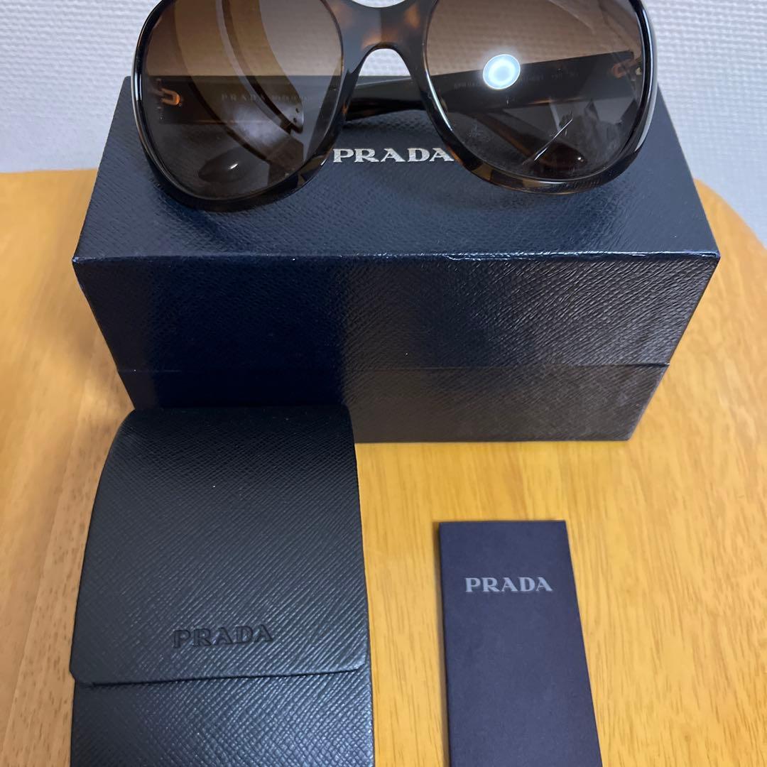 PRADA ブラウン サングラス ケース付き