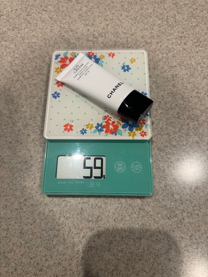 CHANEL CCクリーム N 30ml SPF50 10 ベージュ