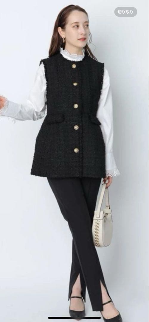 再値下げ❗️【美品】arpege story 金ボタンツイード　ペプラムジレ　黒