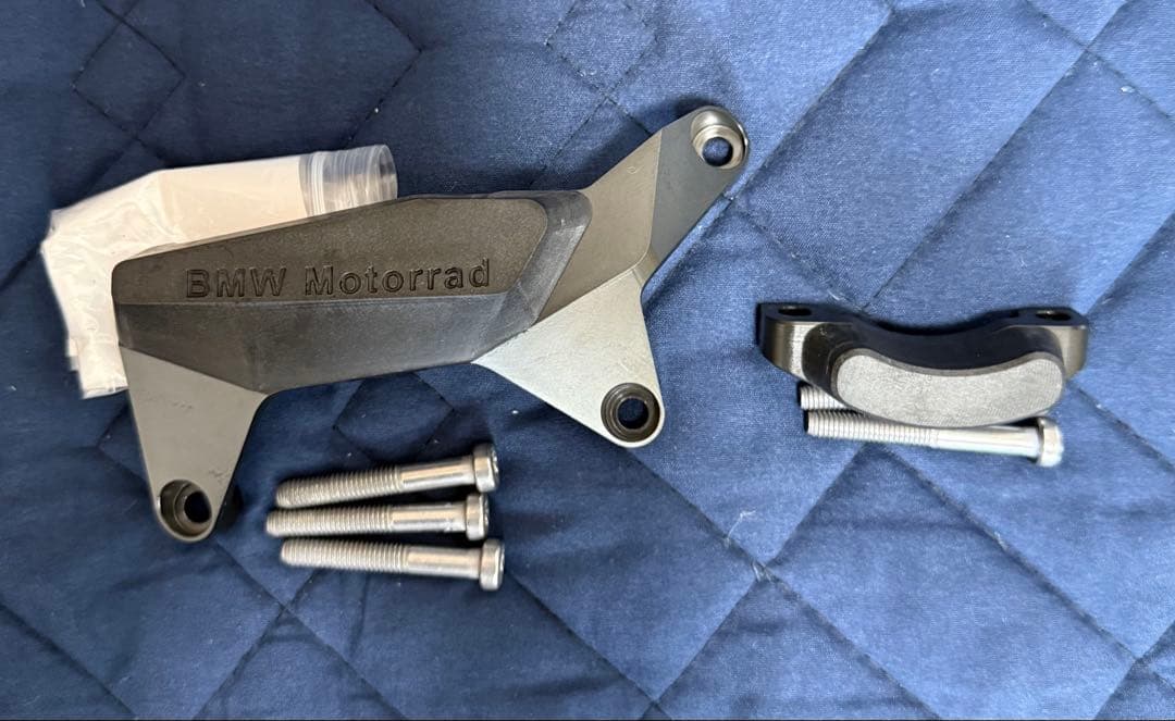 S1000RR（K67）モトラッド純正Mエンジンプロテクター