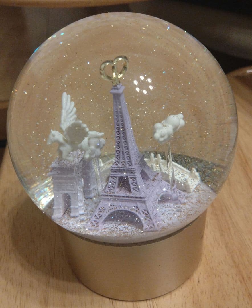 クレ・ド・ポー ボーテ 2024年　ホリデーコレクション限定スノードーム未使用品