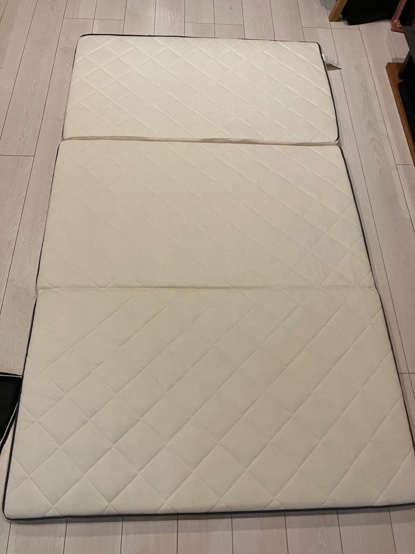 ★美品★IRIS エアリー マットレス 約5cm厚 セミダブル