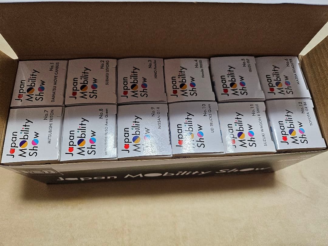 新品　ジャパンモビリティショー2025 開催記念 トミカ　12台セット+1台付