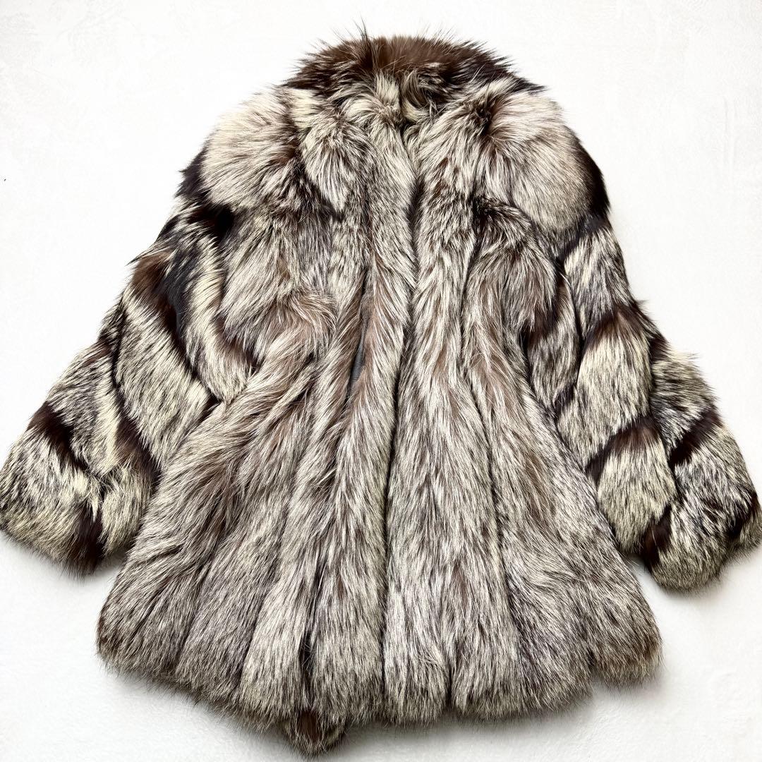 サガフォックス 2222 LUPIAN FUR シルバーフォックス 毛皮 金サガ