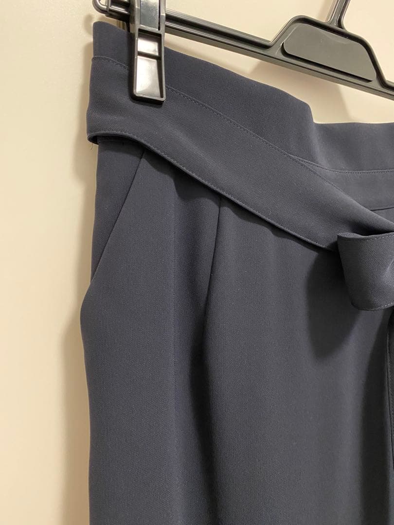 【新品未着用】JUSGLITTY スカートブラウス　セットアップ