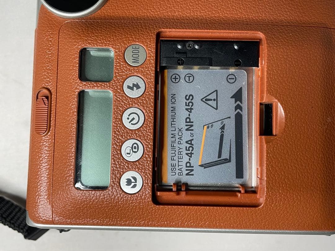 FUJIFILM instax mini 90 チェキ