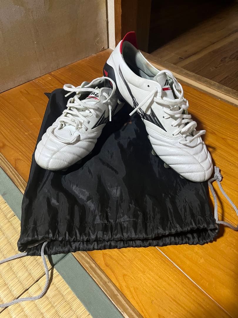 Mizuno サッカーシューズ スパイク ホワイト/ブラック/レッド