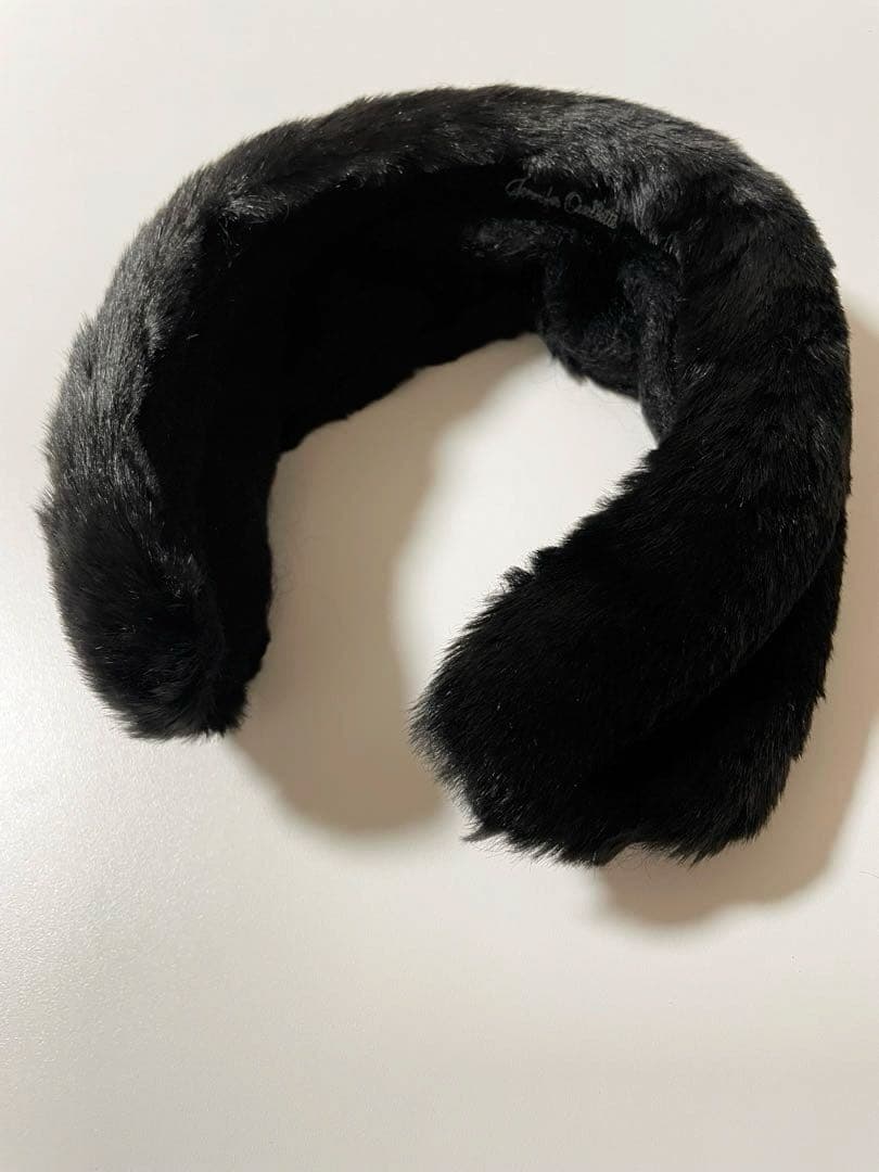 Jennifer Ouellette フェイクファー カチューシャ 黒