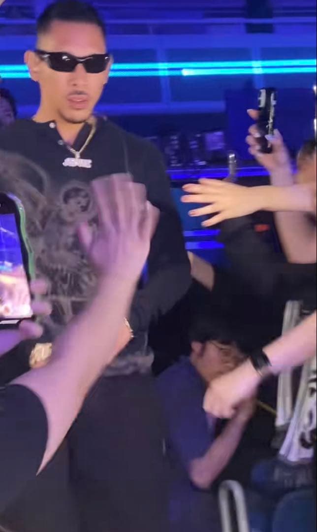 valladサーマルV.HENRY NECK L/S IO着用