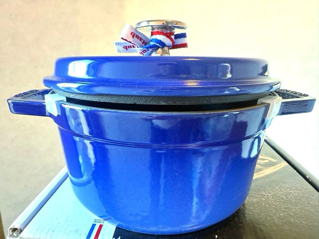 ストウブ希少限定ロイヤルブルー新品ラウンドココット１６ｃｍ箱＆生涯保証付