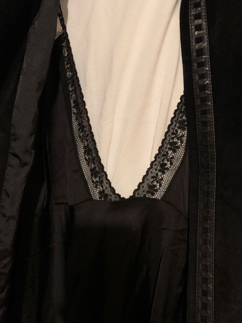マルジェラMM6レース付きブラックキャミソールサテン黒ブラック