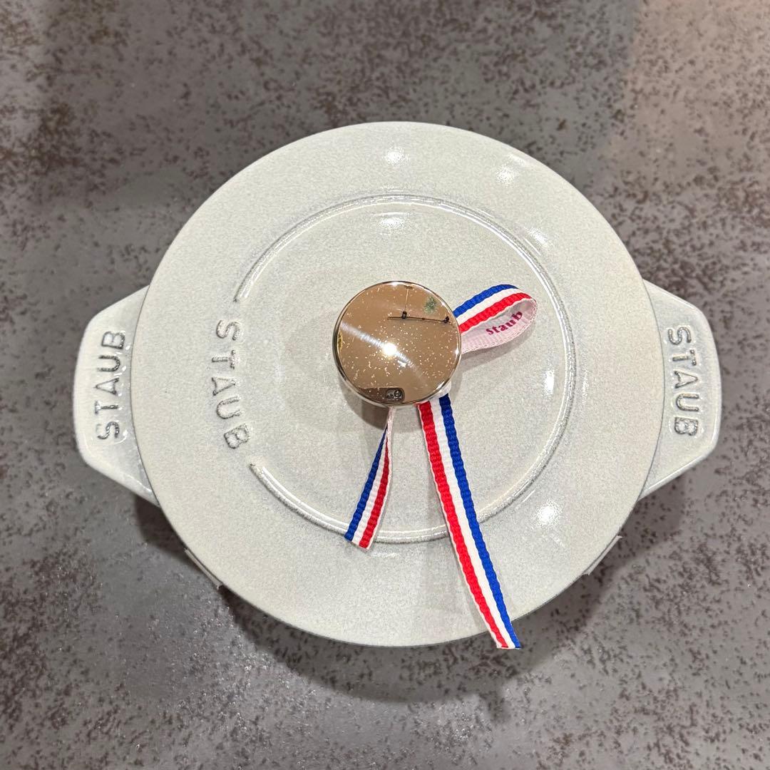 STAUB ストウブ　ラ・ココット de GOHAN Mサイズ