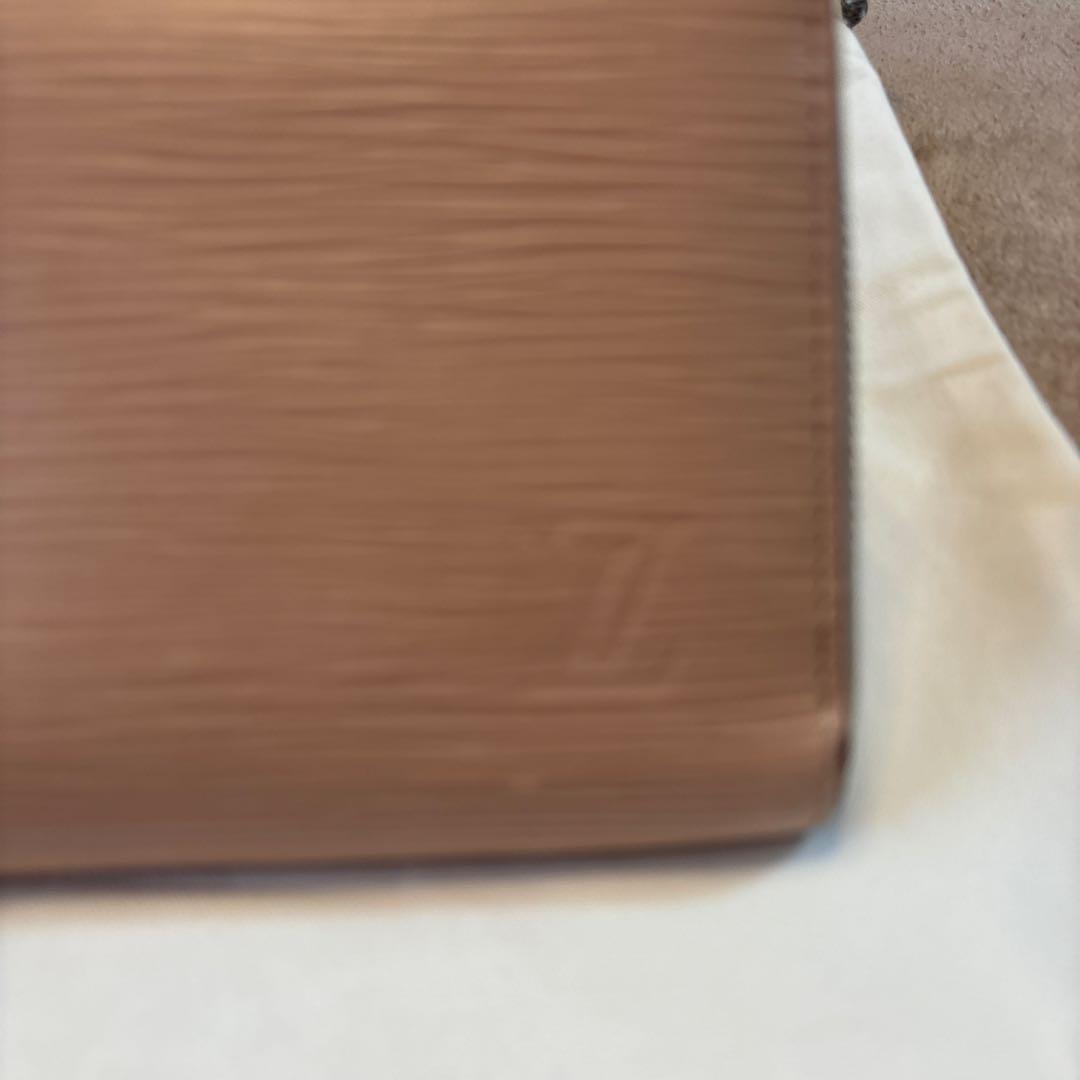 ルイヴィトン　エピ　長財布