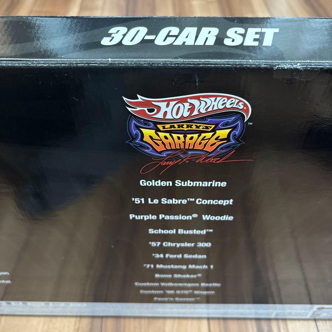ミニカー HOT WHEELS REAL RIDERS GARAGE 30 CAR SET
