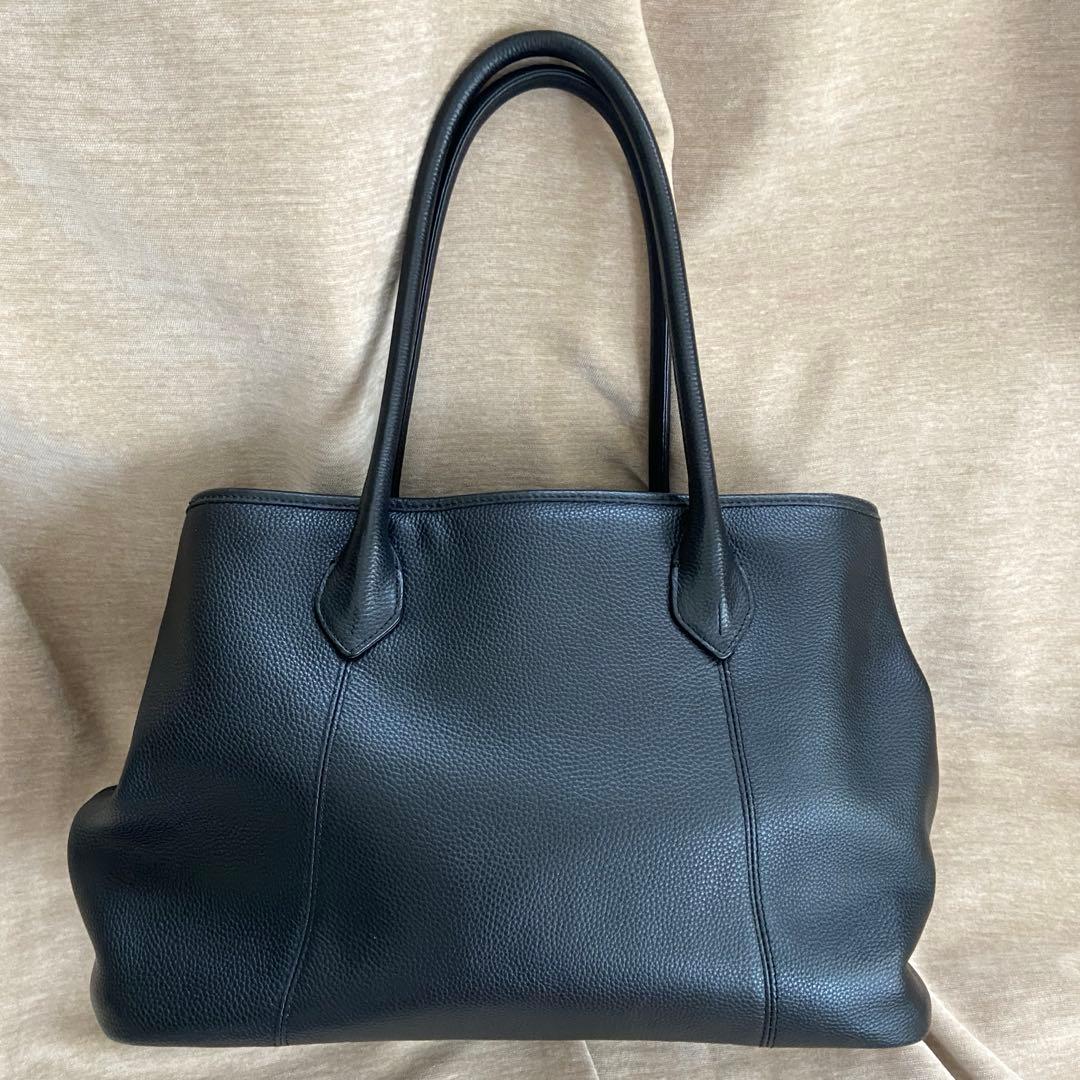 人気モデル バーニーズニューヨーク トートバッグ 肩掛け シボ革 レザー