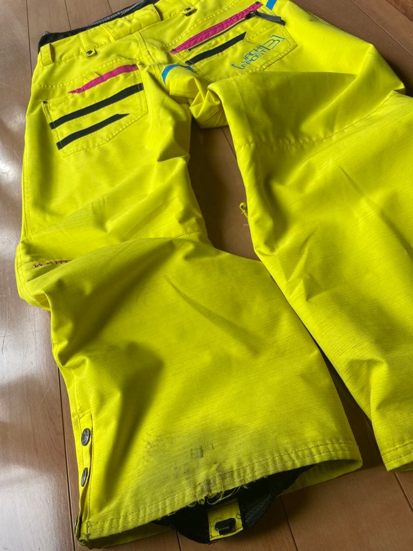 JACKFROST13スノーボードウェア XS 派手　蛍光【値下げしました！】