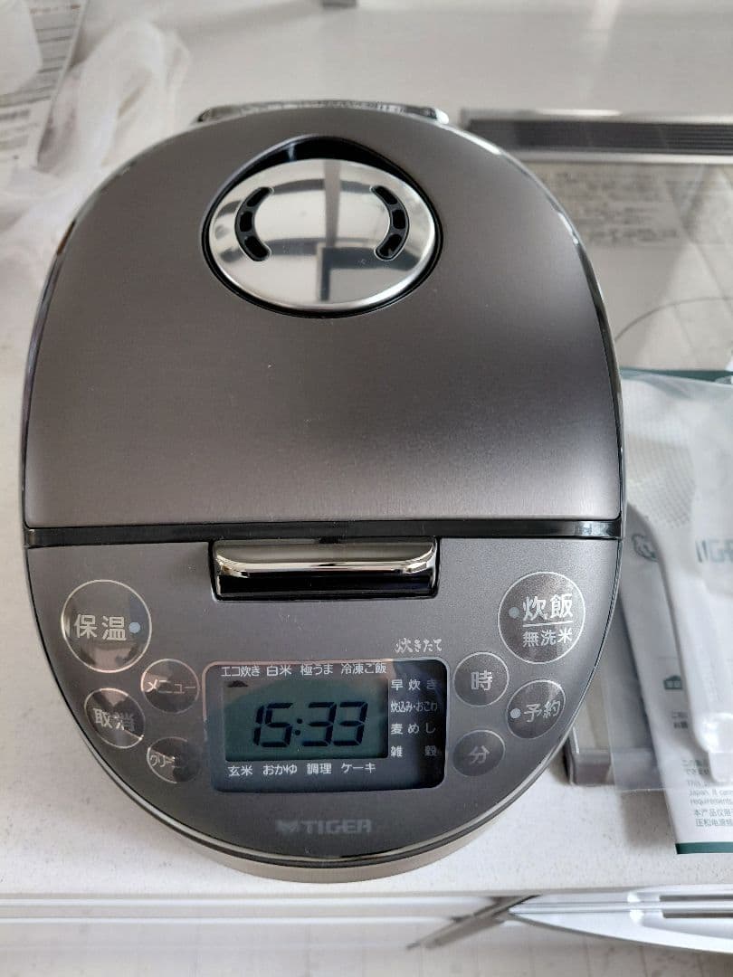 TIGER IHジャー炊飯器 JPF-G055スチールブラックKL 25年製3合