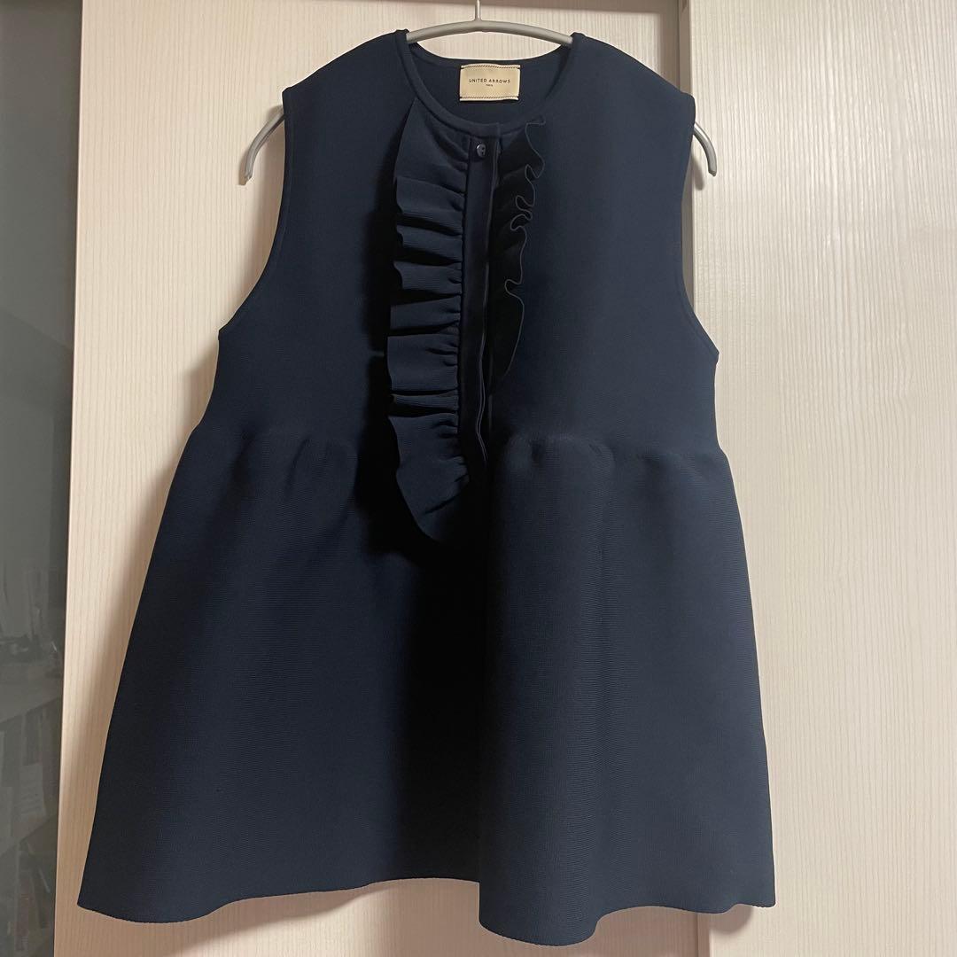 UNITED ARROWS ネイビー フリル ノースリーブベスト