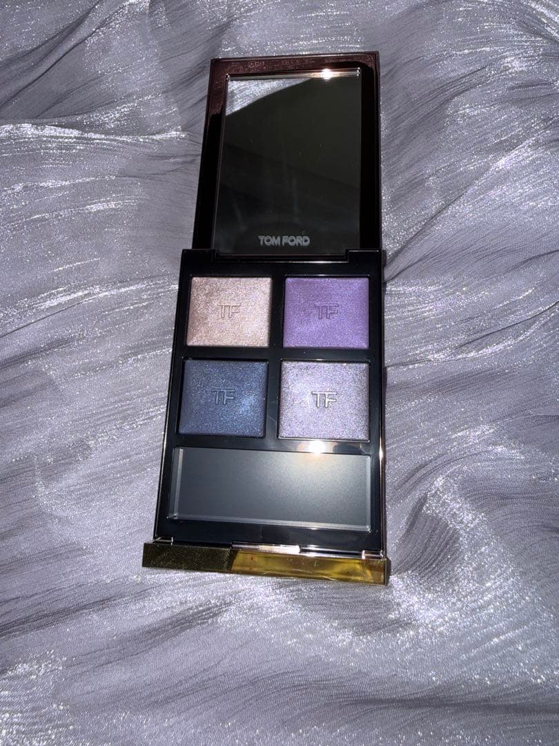 TOM FORD トムフォード　アイカラークォード　28RW デイドリーム