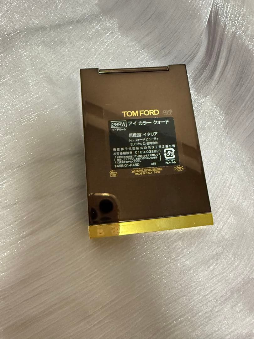 TOM FORD トムフォード　アイカラークォード　28RW デイドリーム