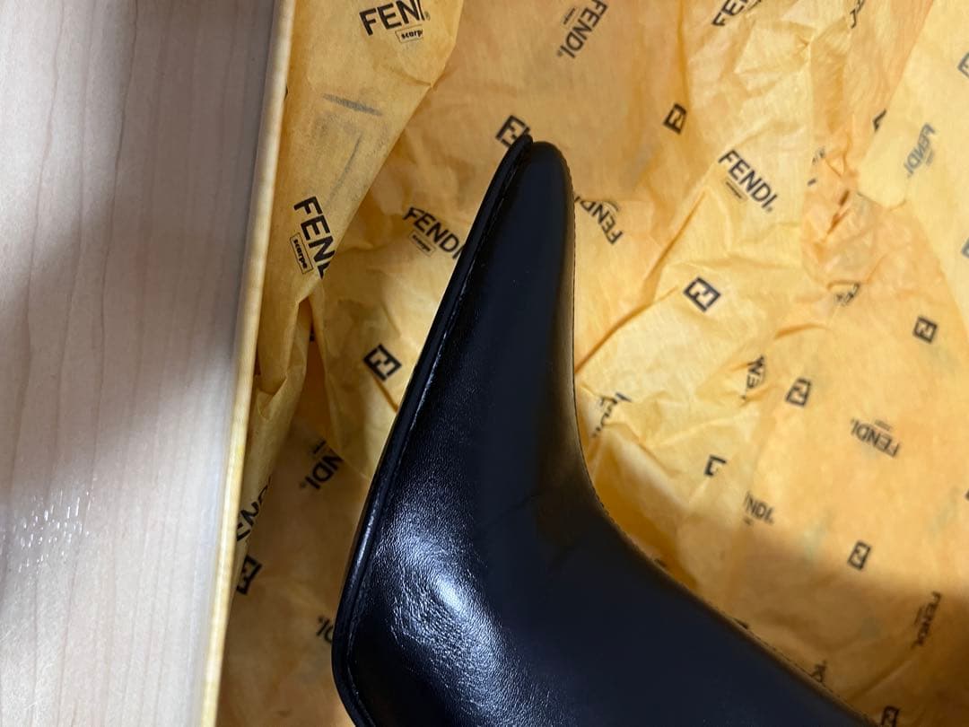 FENDI フェンディ　黒　ブラック　ロングブーツ　6.5