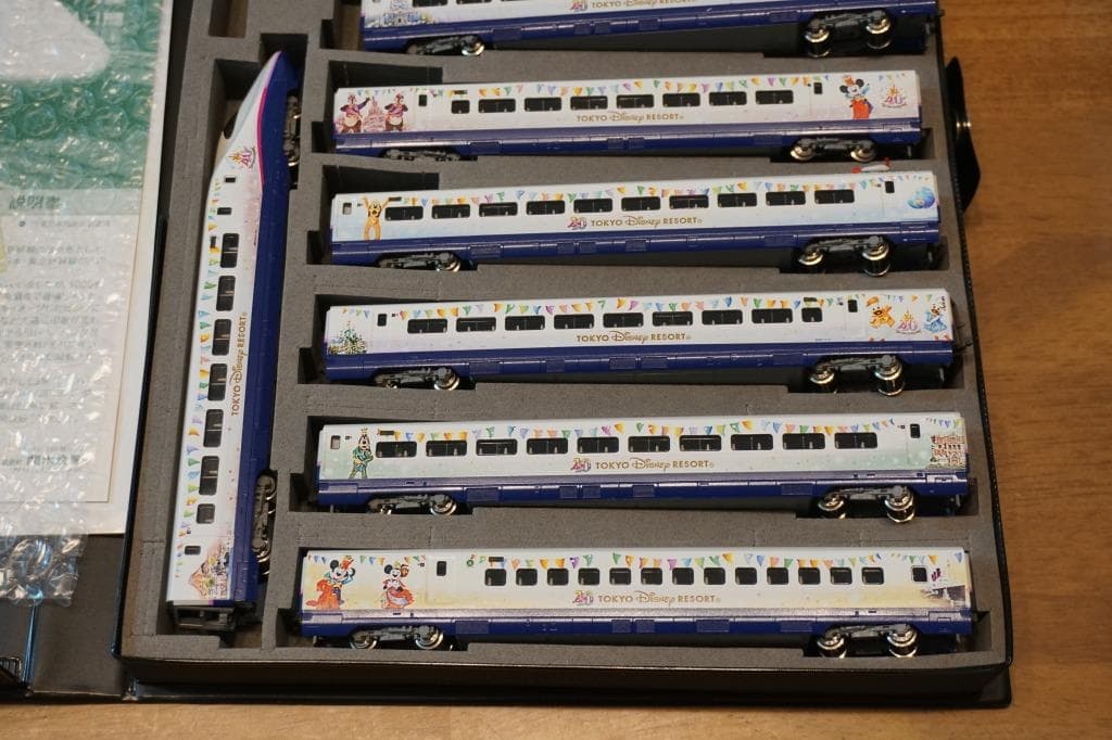 KATO　E2系「Magical Dream Shinkansen仕様」　１０両