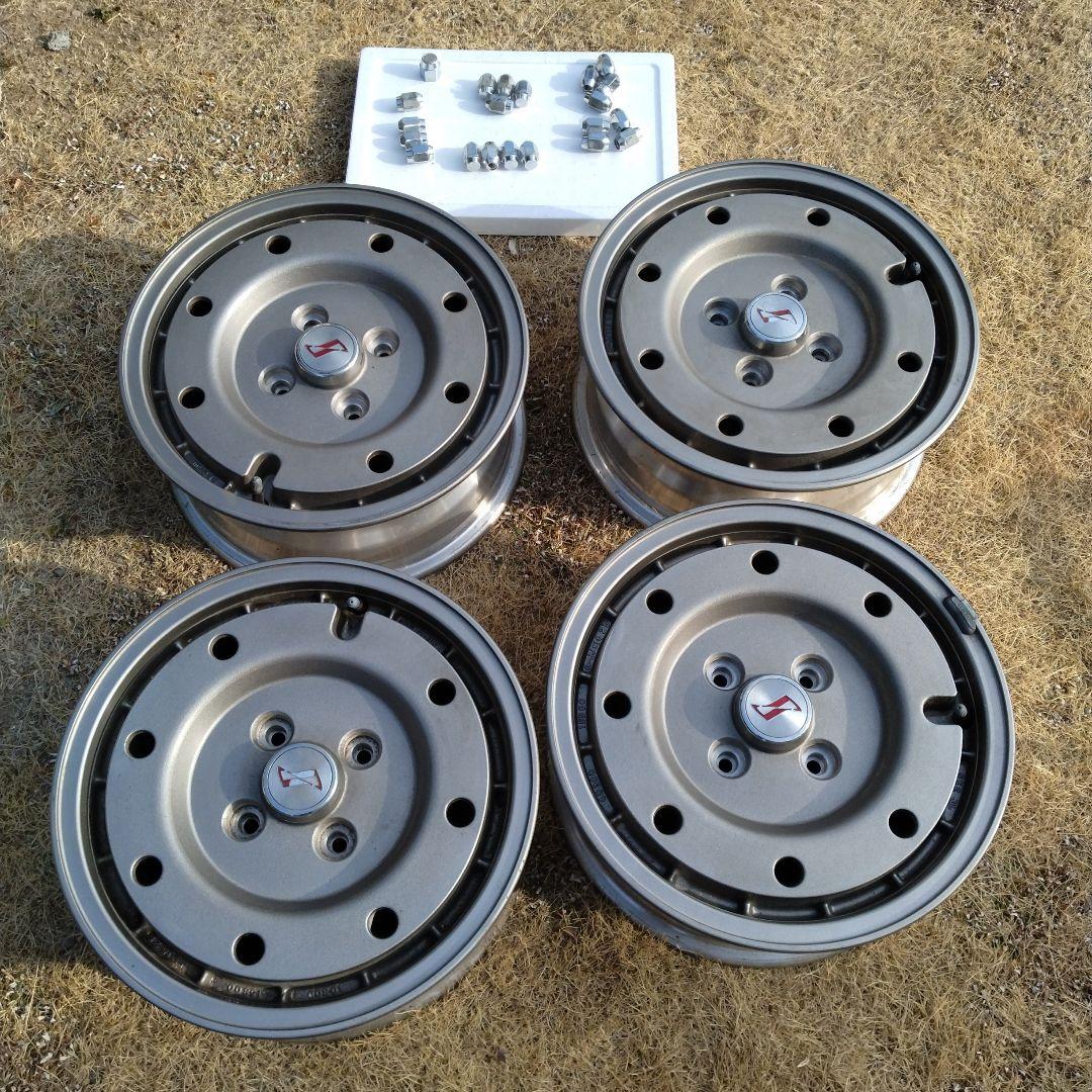 スカイラインR30純正アルミホイール