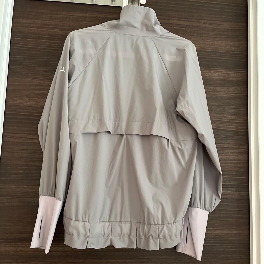 DANSKIN ジャケット　フードなし