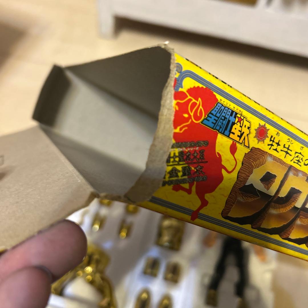 聖闘士星矢　タウラスクロス アクションフィギュア