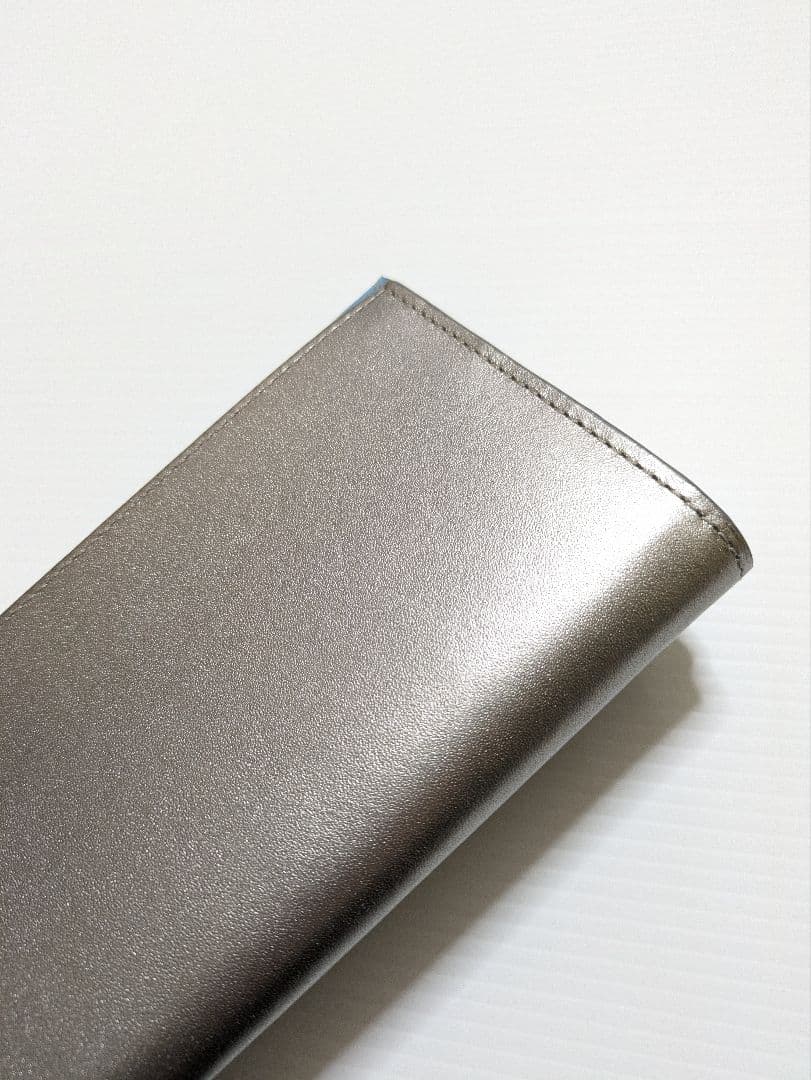 新品未使用 マンハッタナーズ 長財布 かぶせ マンハッタンの空飛び猫