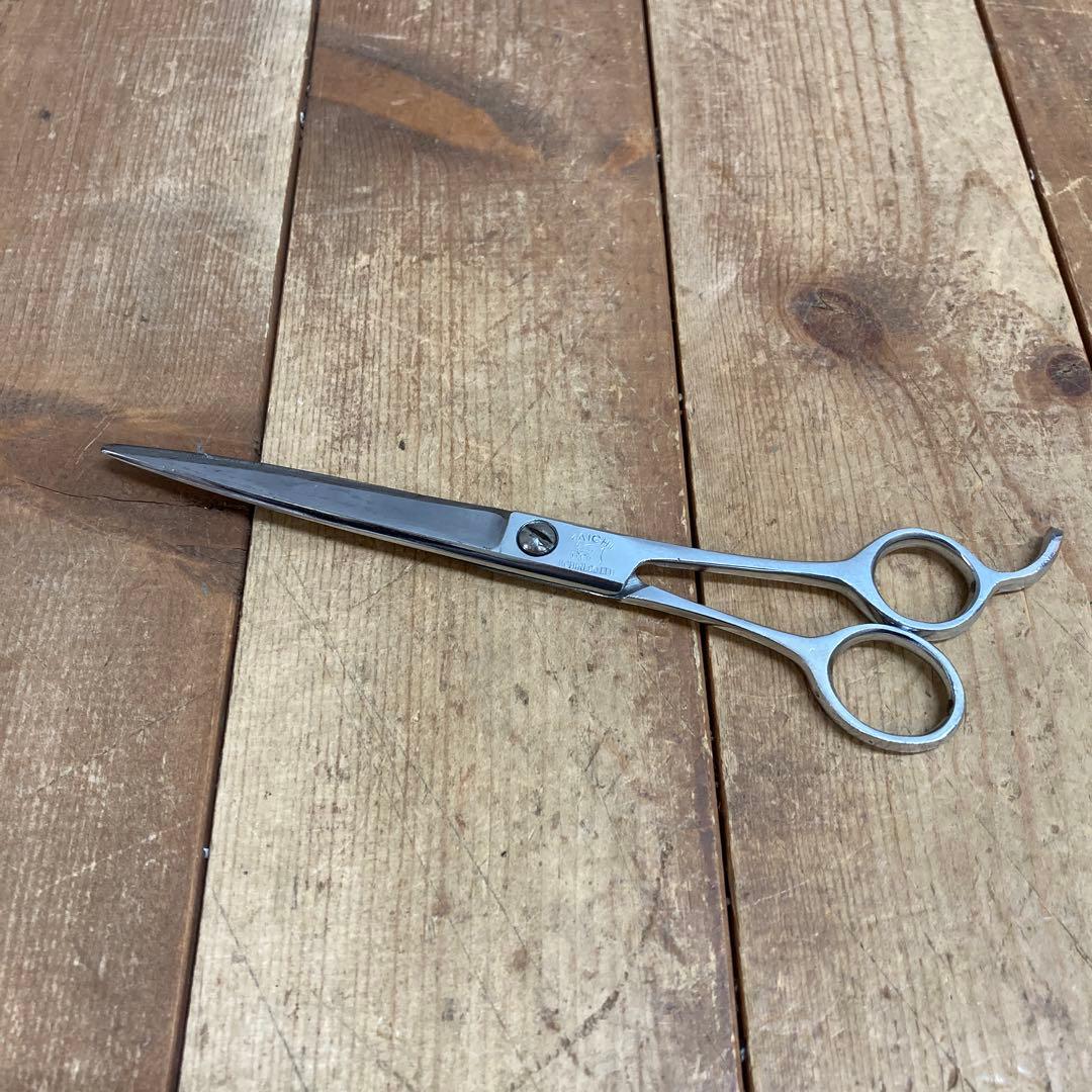 E-5 弥一 別誂 理美容ハサミ 理美容ハサミ カットシザー 300刻印 プロ用