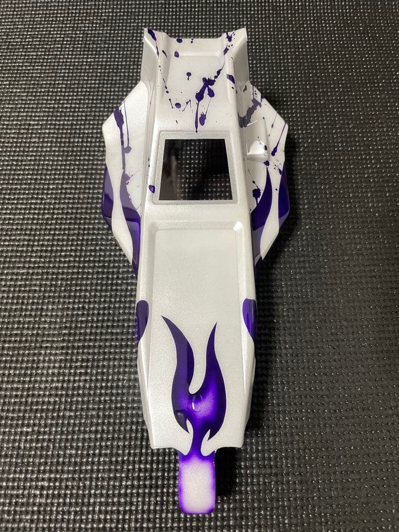 Gフォース　ジェノバ塗装済みボディ