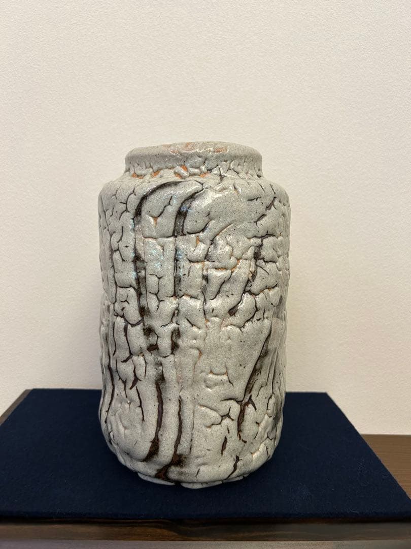 清水卯一作　蓬萊鉄斎波紋　壺